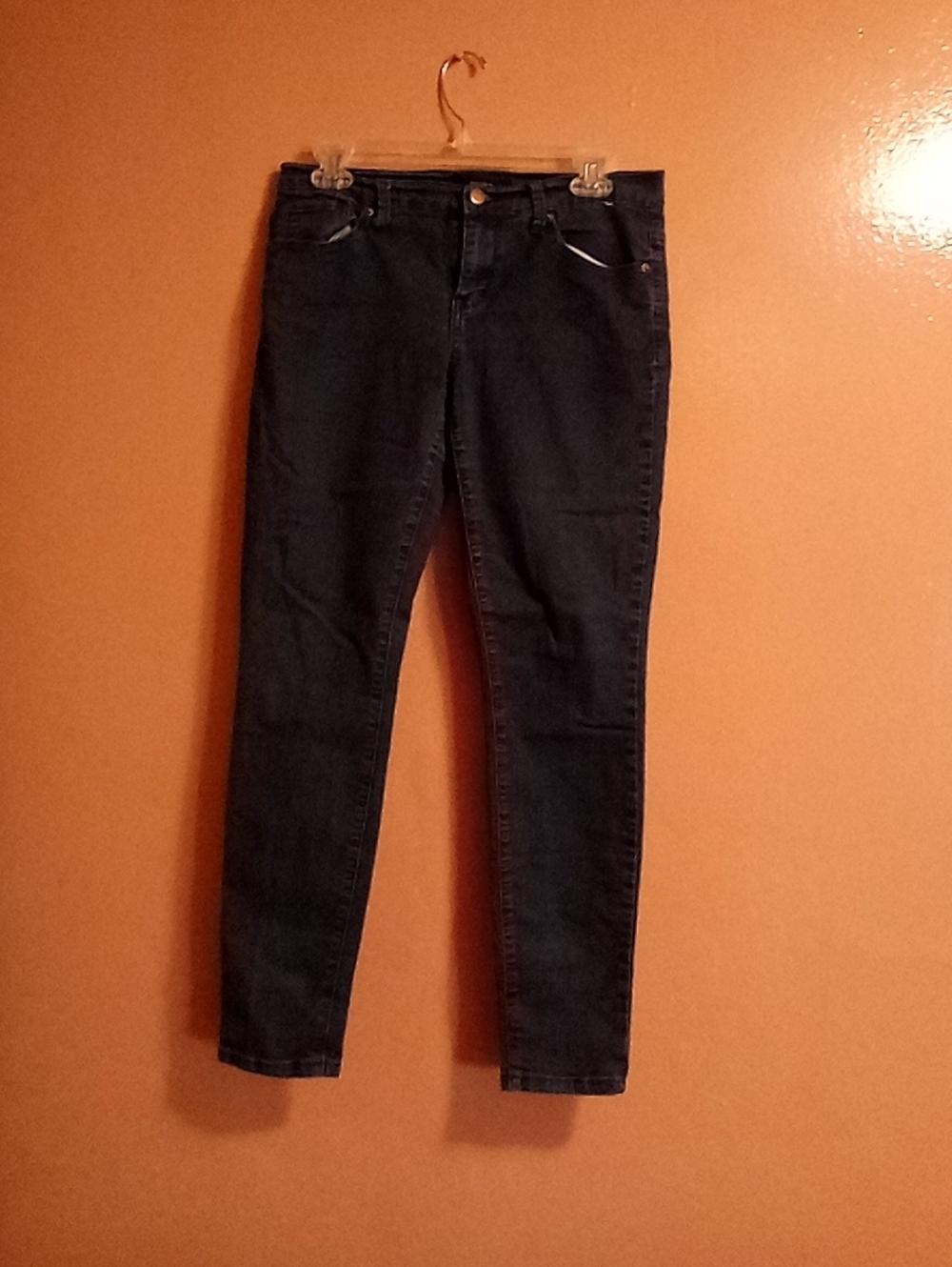 Forever 21 jeans size 28 ( bag Z )